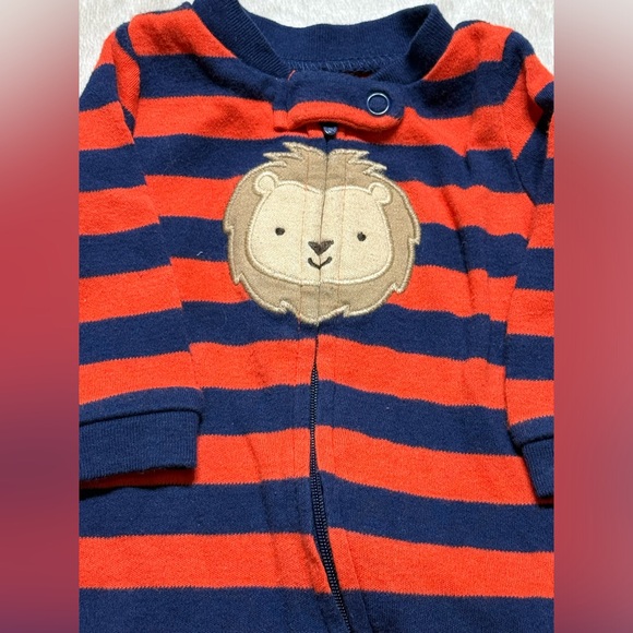 Carter’s | Lion Footed Baby Pajama | Newborn - Picture 2 of 3